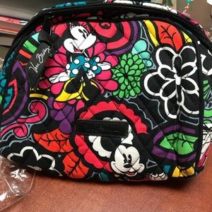 Vera Bradley medium make up bag Disney blooms